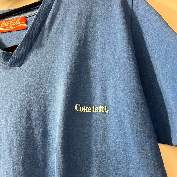 COKE IS IT! tshirt - Picture 2 of 5